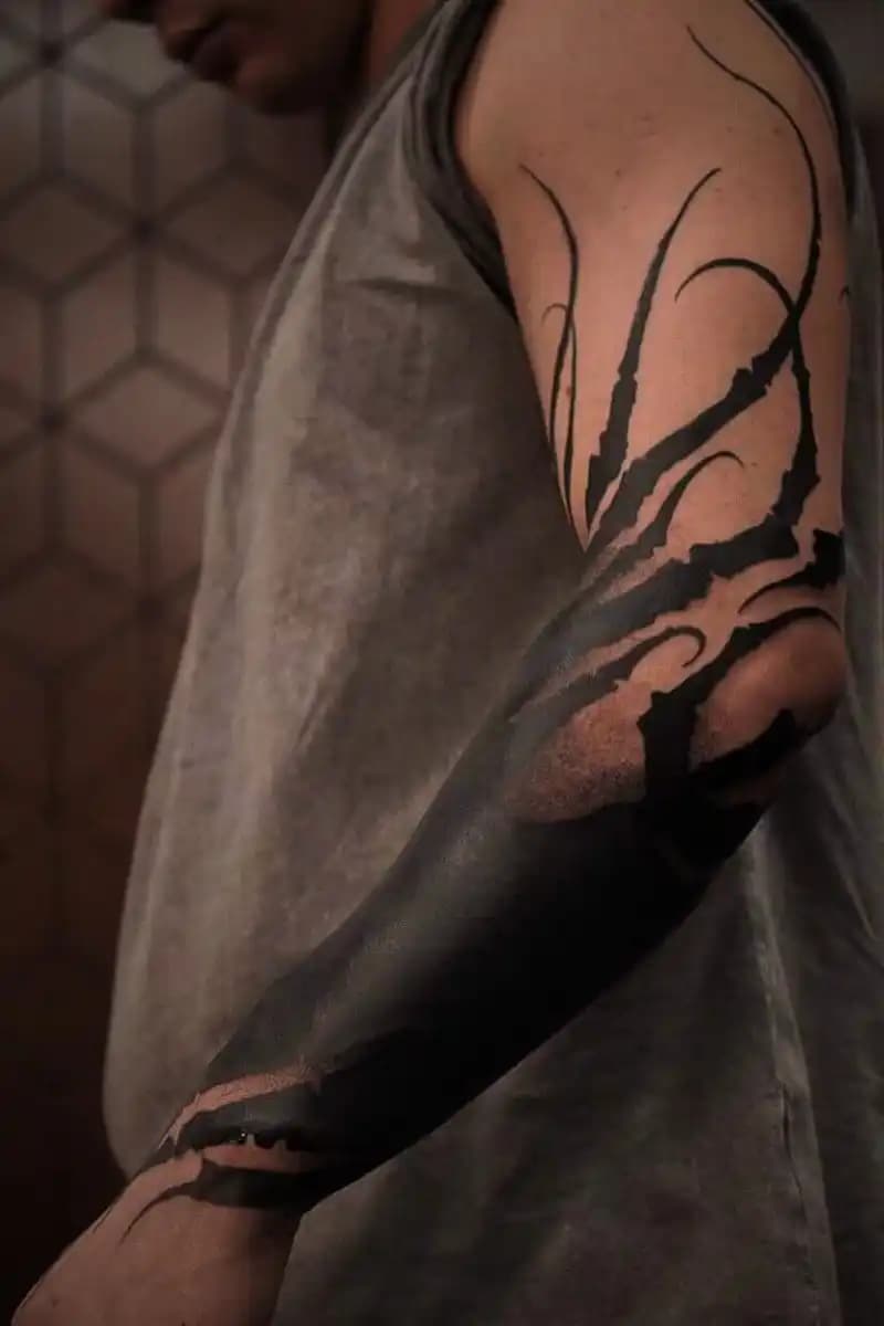 Blackwork kapak